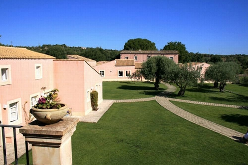 Masseria Degli Ulivi San Corrado di Fuori Esterno foto
